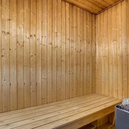 Awesome In Blavand With Kitchen Hébergement de vacances *